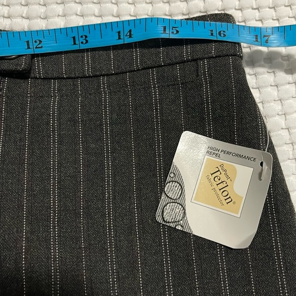 NWT- East 5th- 14 - Picture 6 of 7